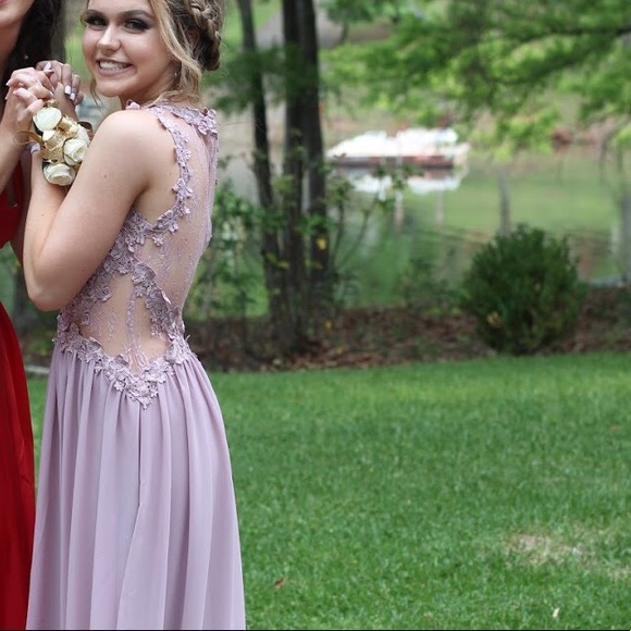 Mauve lace prom/formal dress - Picture 3 of 3